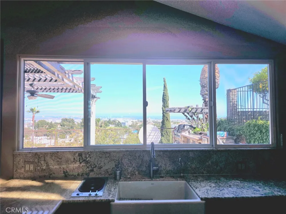 342 Lois San Pedro, CA 90732
