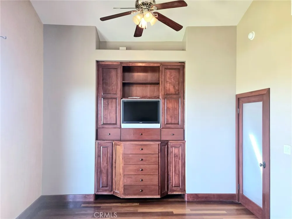 342 Lois San Pedro, CA 90732