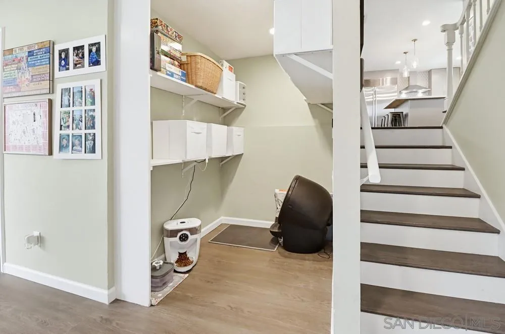 6880 Wallsey Drive San Diego, CA 92119