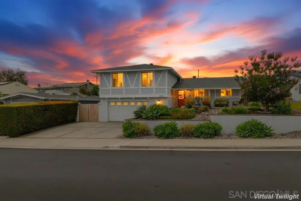 6880 Wallsey Drive San Diego, CA 92119