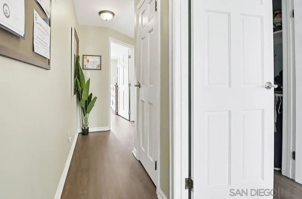 6880 Wallsey Drive San Diego, CA 92119