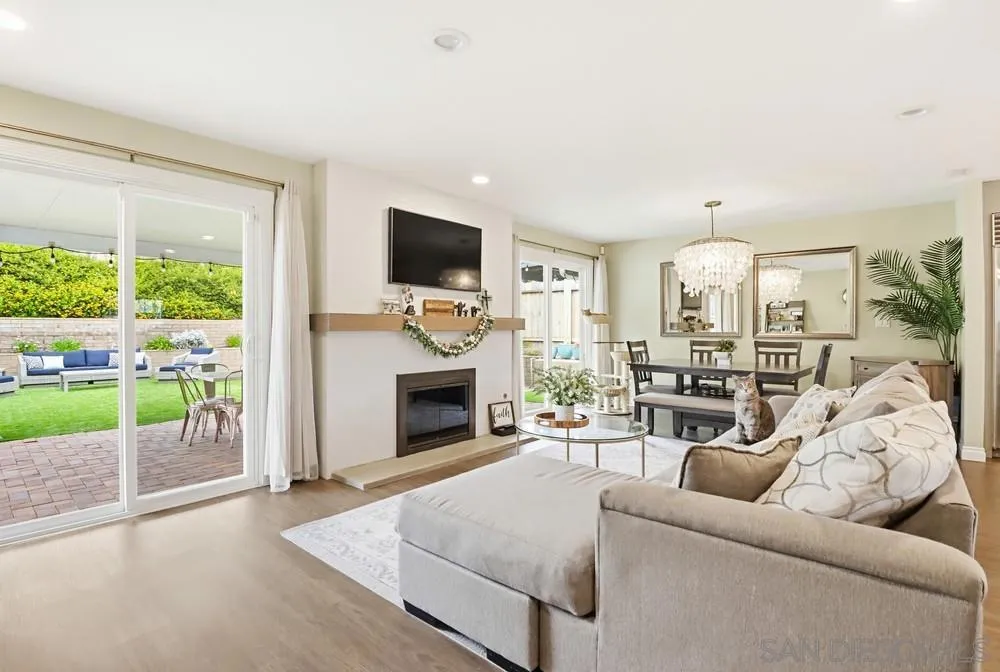 6880 Wallsey Drive San Diego, CA 92119