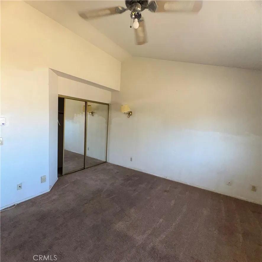 15087 Whitekirk Victorville, CA 92394