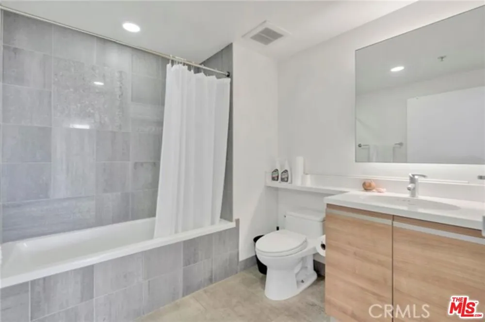 3785 Wilshire Boulevard #908 Los Angeles, CA 90010