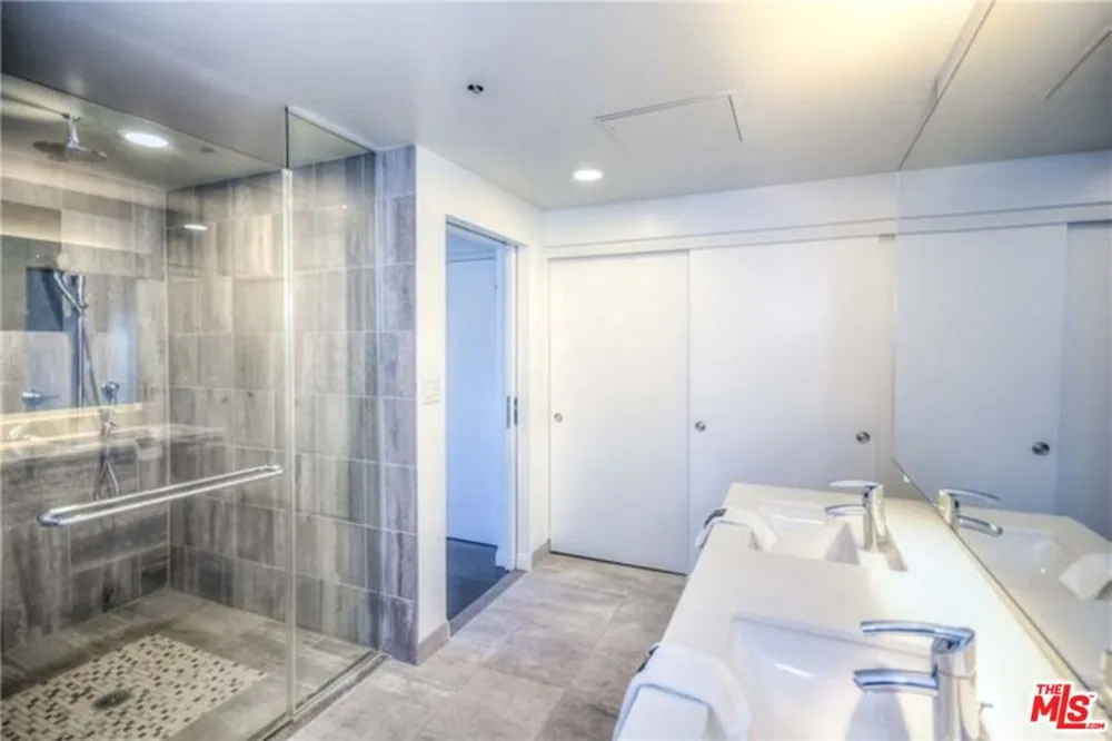 3785 Wilshire Boulevard #908 Los Angeles, CA 90010