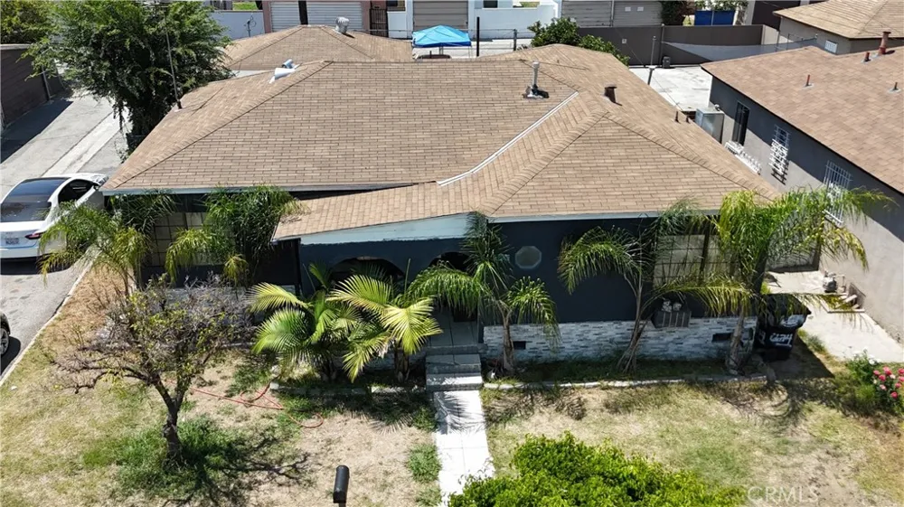 6674 Easton East Los Angeles, CA 90022