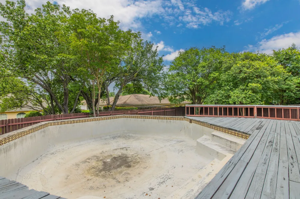 113 Indian Bend Drive Lakeway, TX 78734