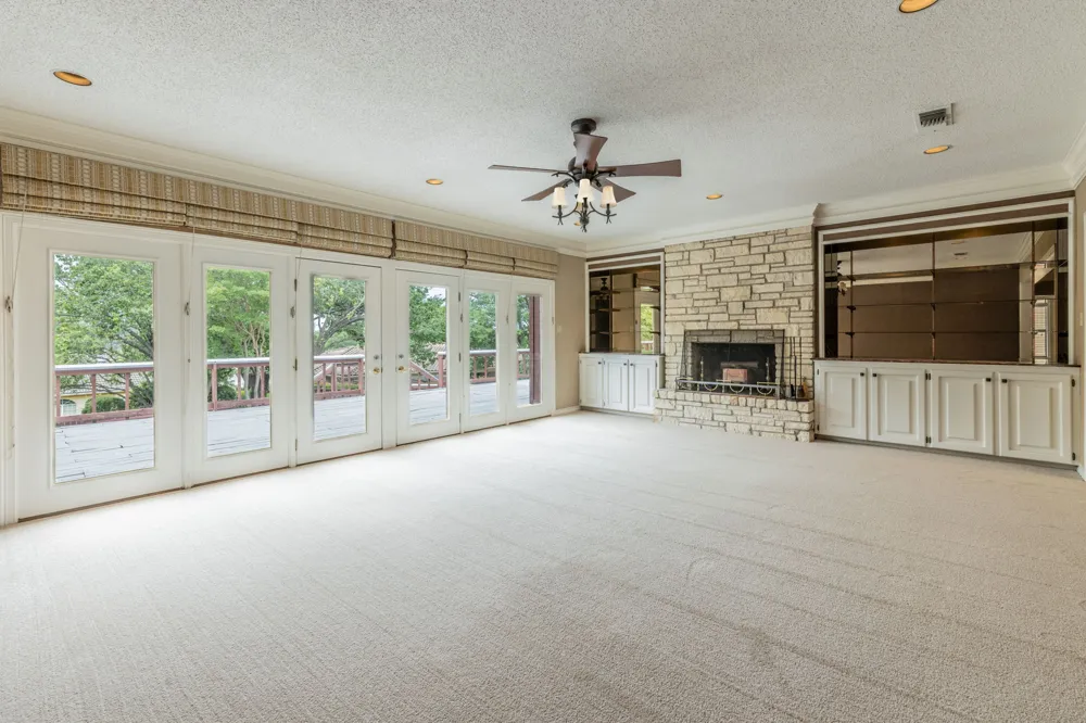 113 Indian Bend Drive Lakeway, TX 78734