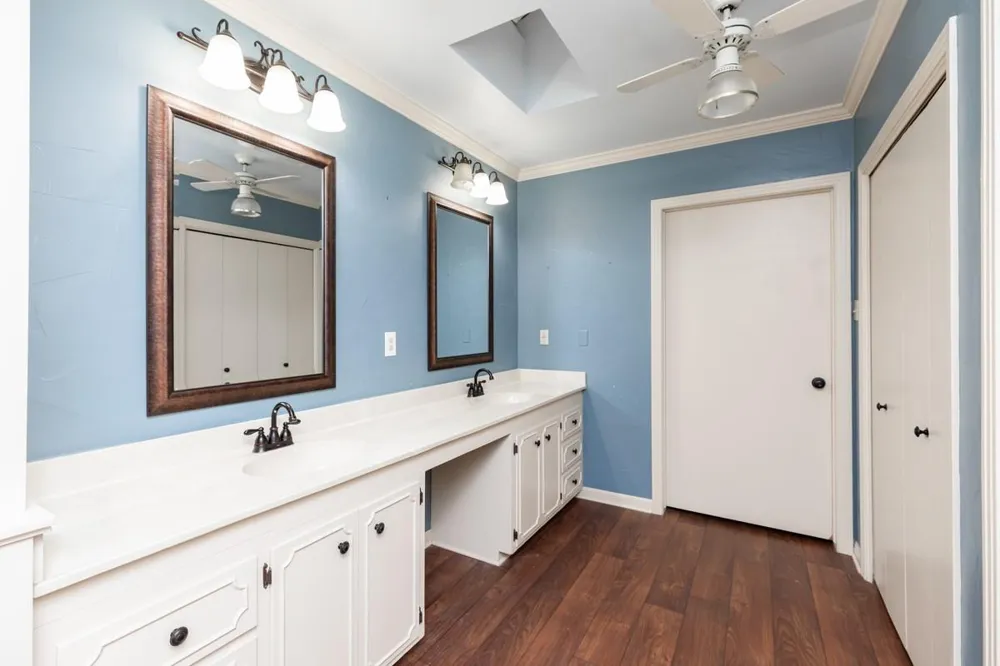 2465 Gladys Street Beaumont, TX 77702