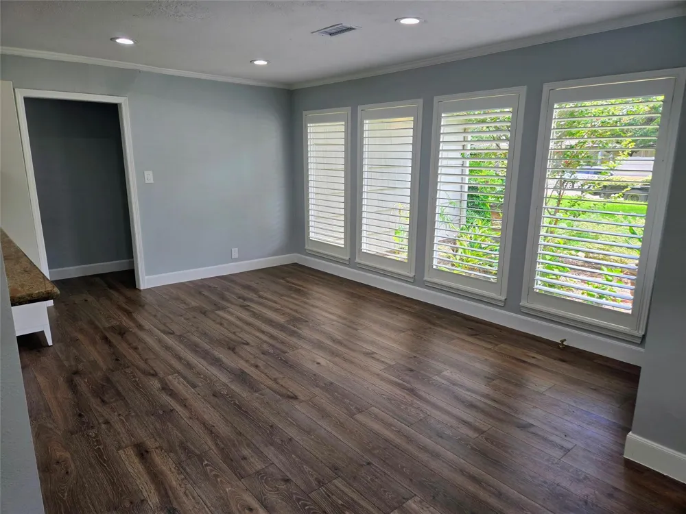 5010 Mayfair Street Bellaire, TX 77401