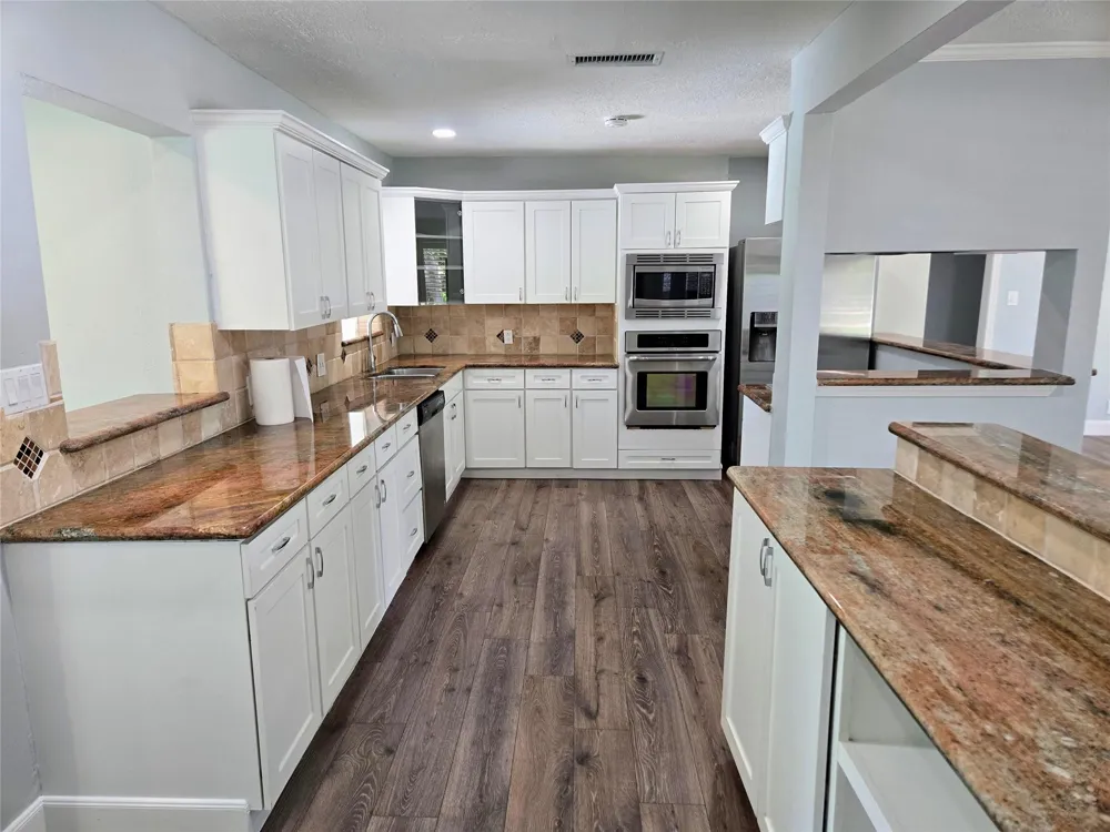 5010 Mayfair Street Bellaire, TX 77401