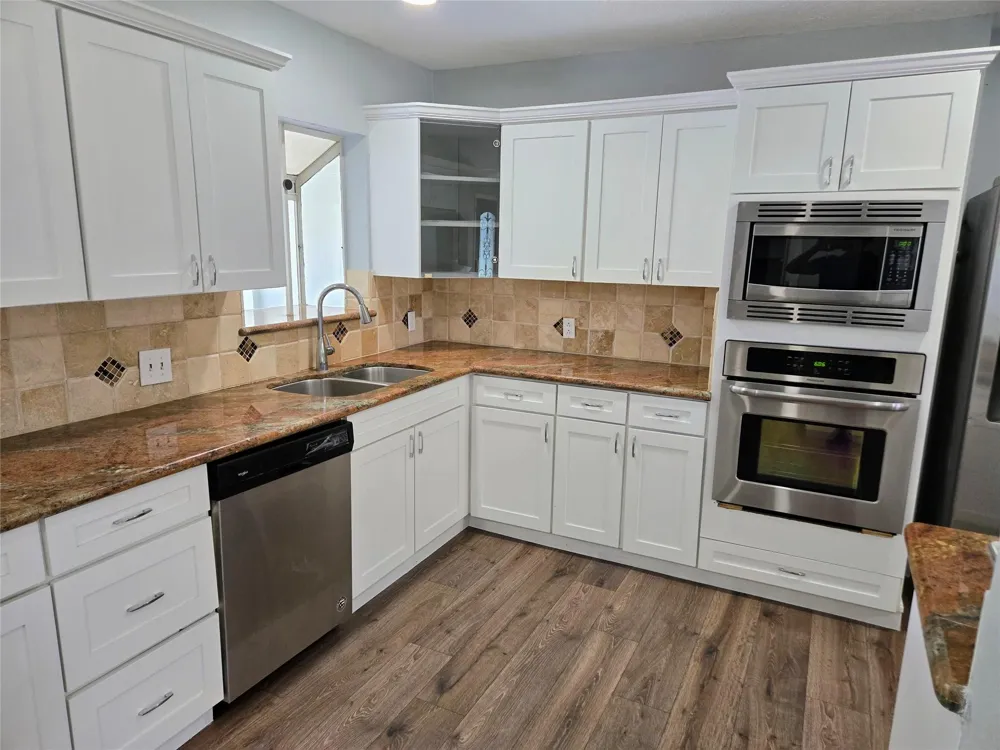 5010 Mayfair Street Bellaire, TX 77401