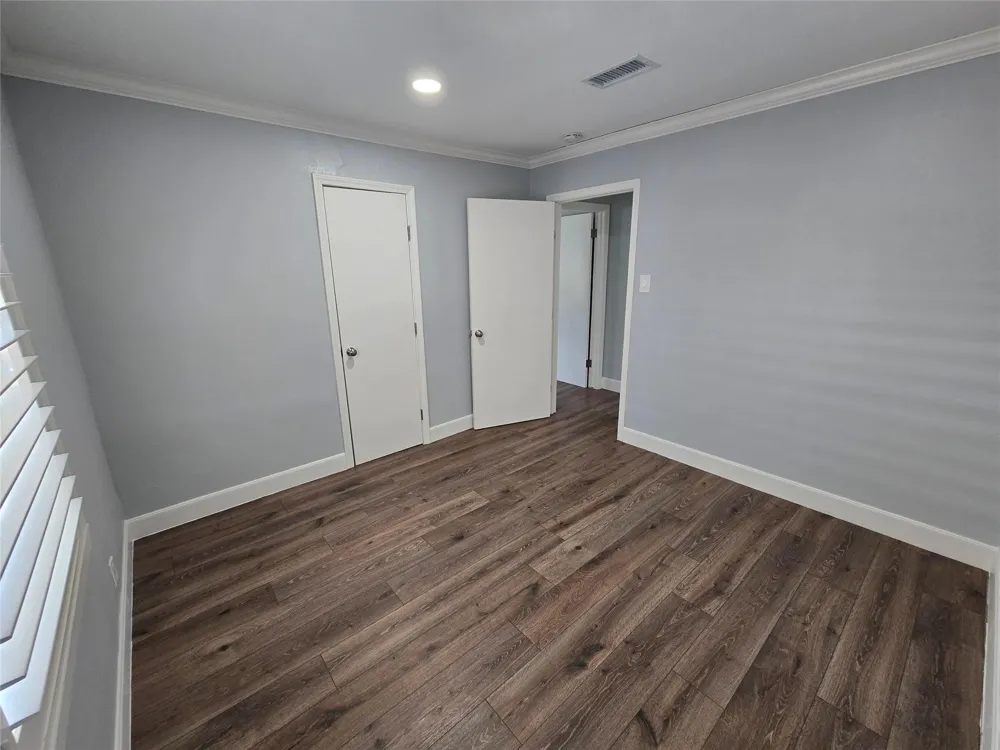5010 Mayfair Street Bellaire, TX 77401