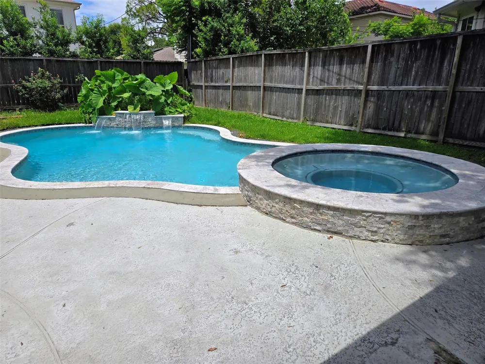 5010 Mayfair Street Bellaire, TX 77401