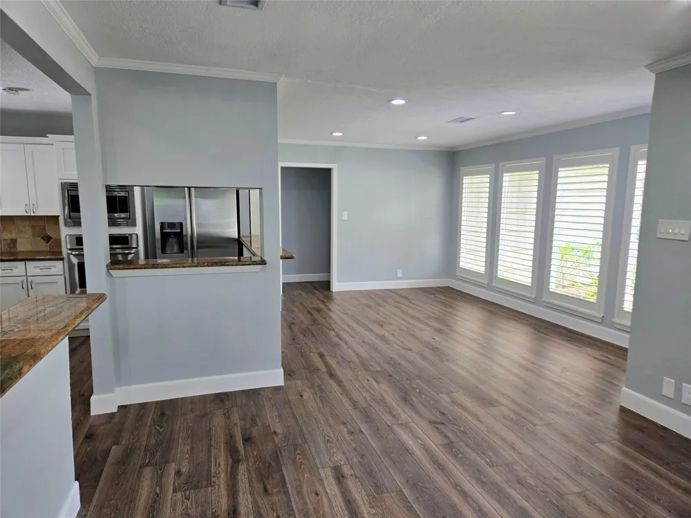 5010 Mayfair Street Bellaire, TX 77401