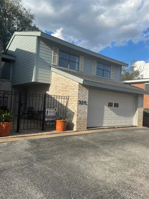 325 E Main St Street