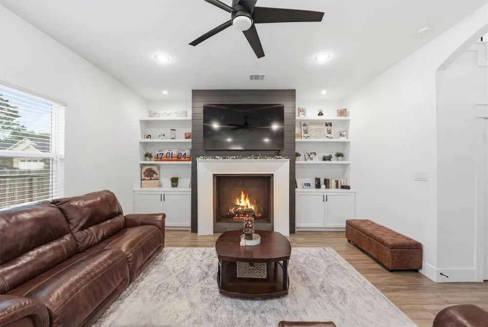 11037 Bois D Arc Street La Porte, TX 77571