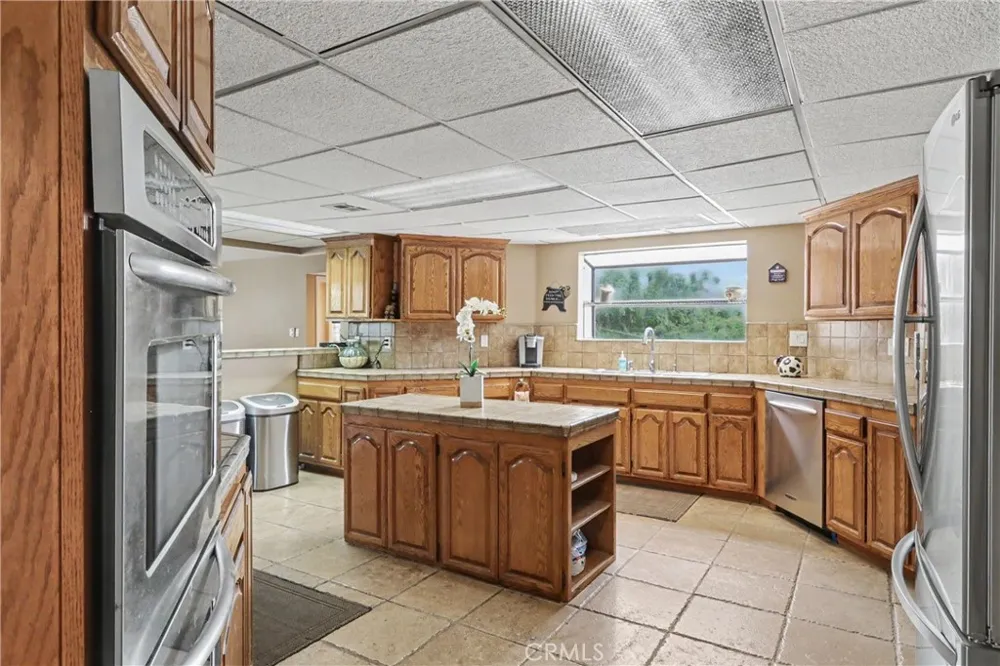 2251 Oak Shade Bradbury, CA 91008