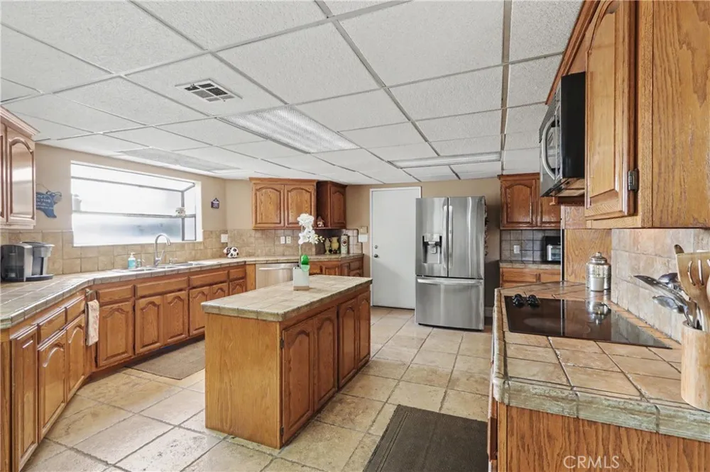 2251 Oak Shade Bradbury, CA 91008