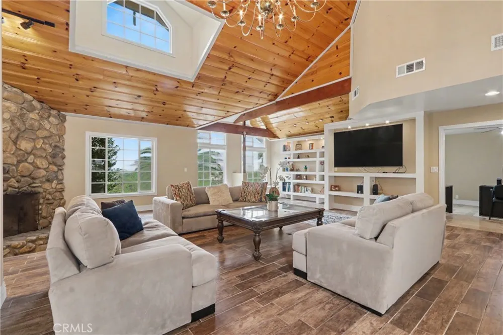 2251 Oak Shade Bradbury, CA 91008