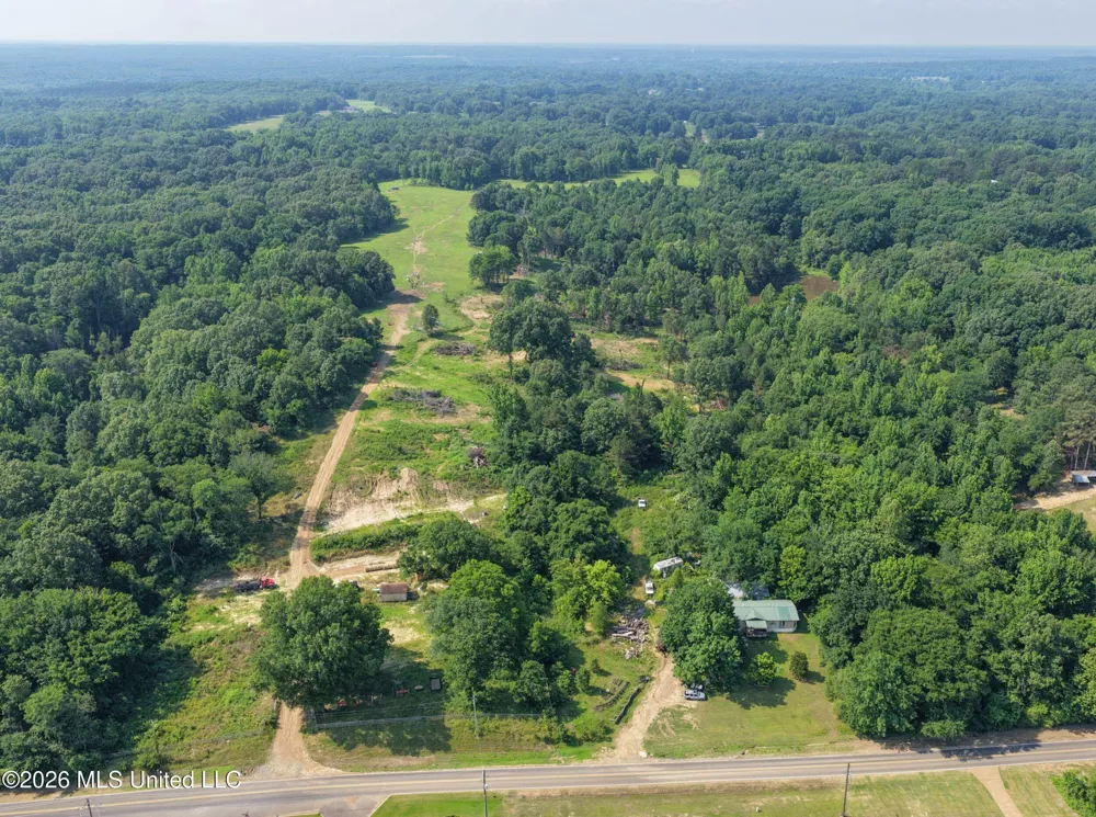 2169 Slocum Road Hernando, MS 38632