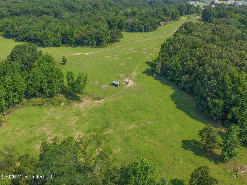 2169 Slocum Road Hernando, MS 38632