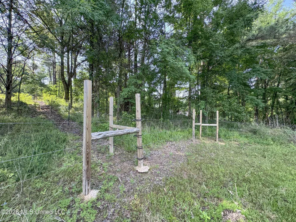 2169 Slocum Road Hernando, MS 38632