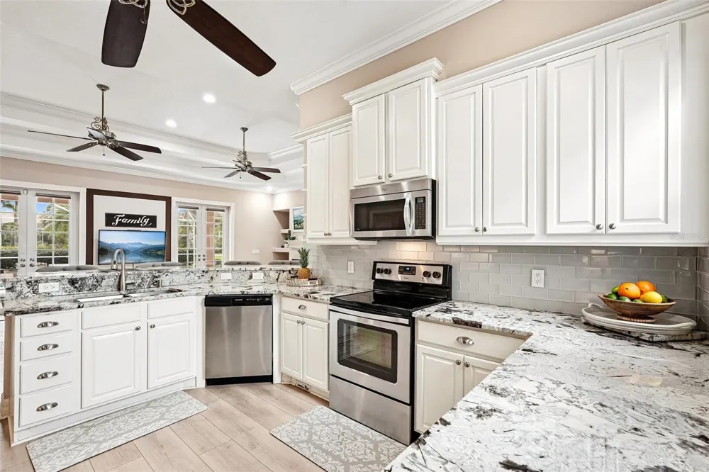 6615 BUTLERS CREST DRIVE Bradenton, FL 34203