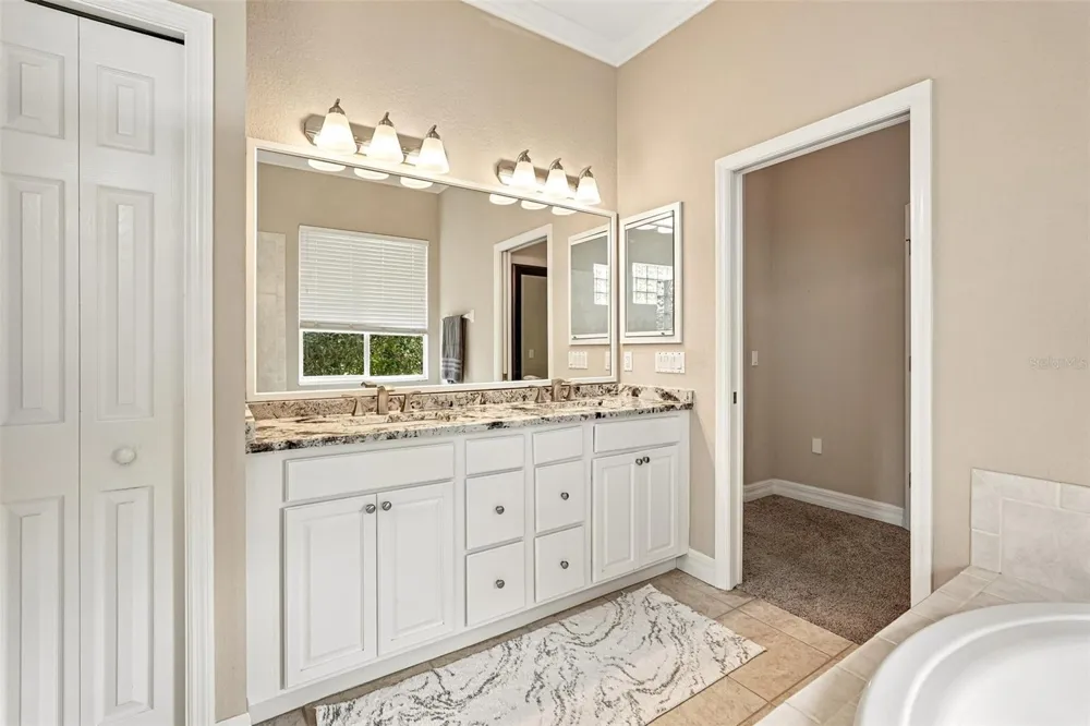 6615 BUTLERS CREST DRIVE Bradenton, FL 34203