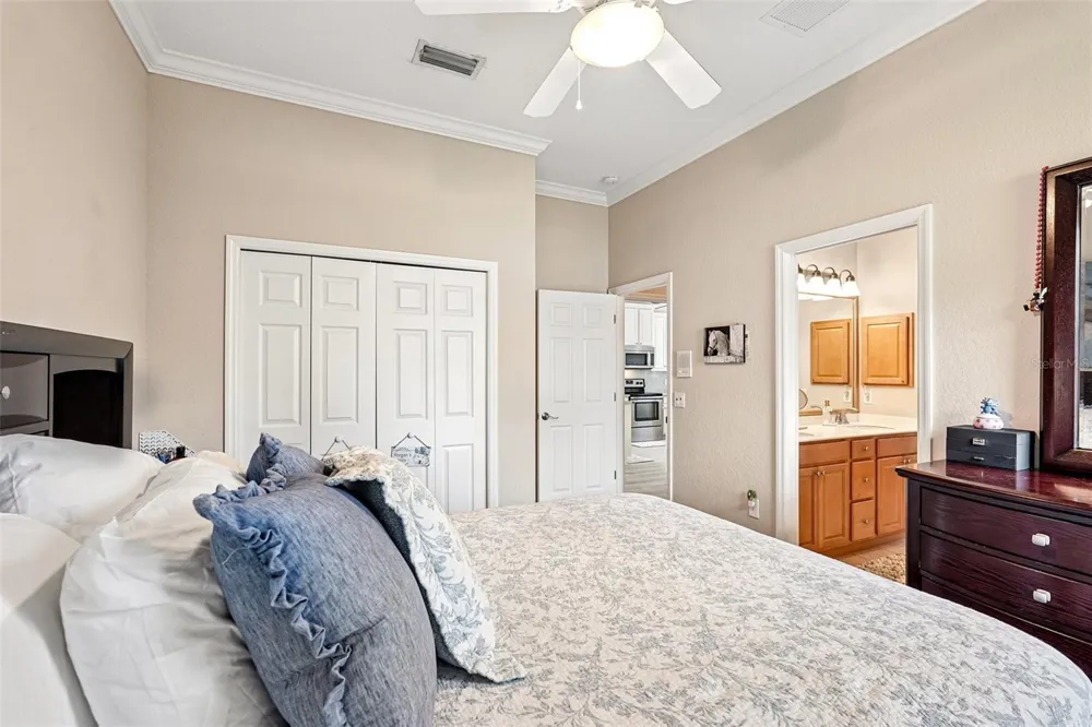 6615 BUTLERS CREST DRIVE Bradenton, FL 34203