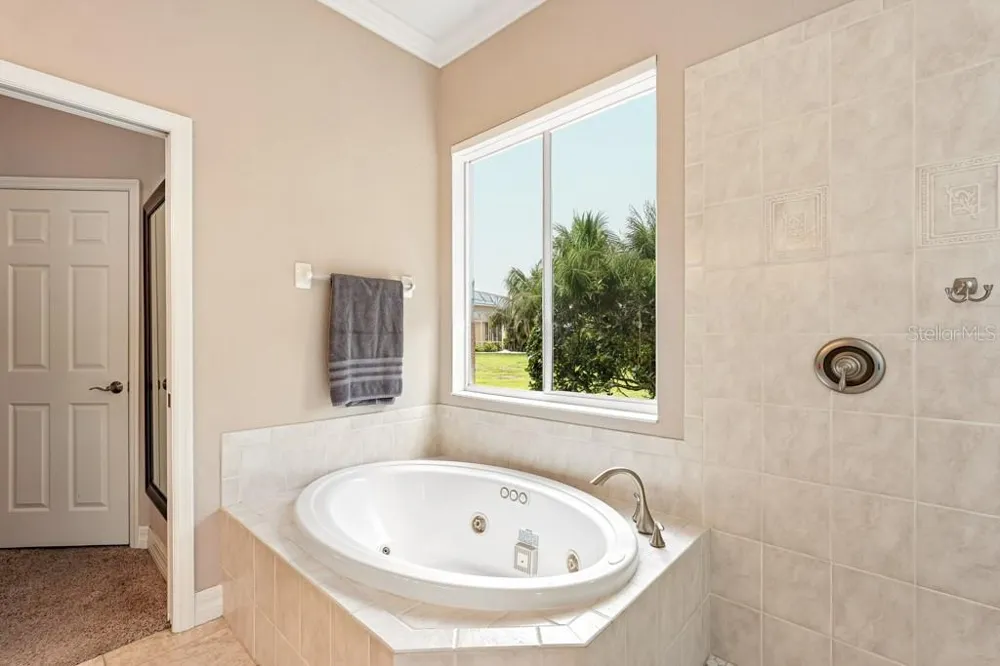 6615 BUTLERS CREST DRIVE Bradenton, FL 34203