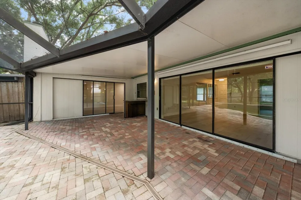3408 CULLENDALE DRIVE Tampa, FL 33618
