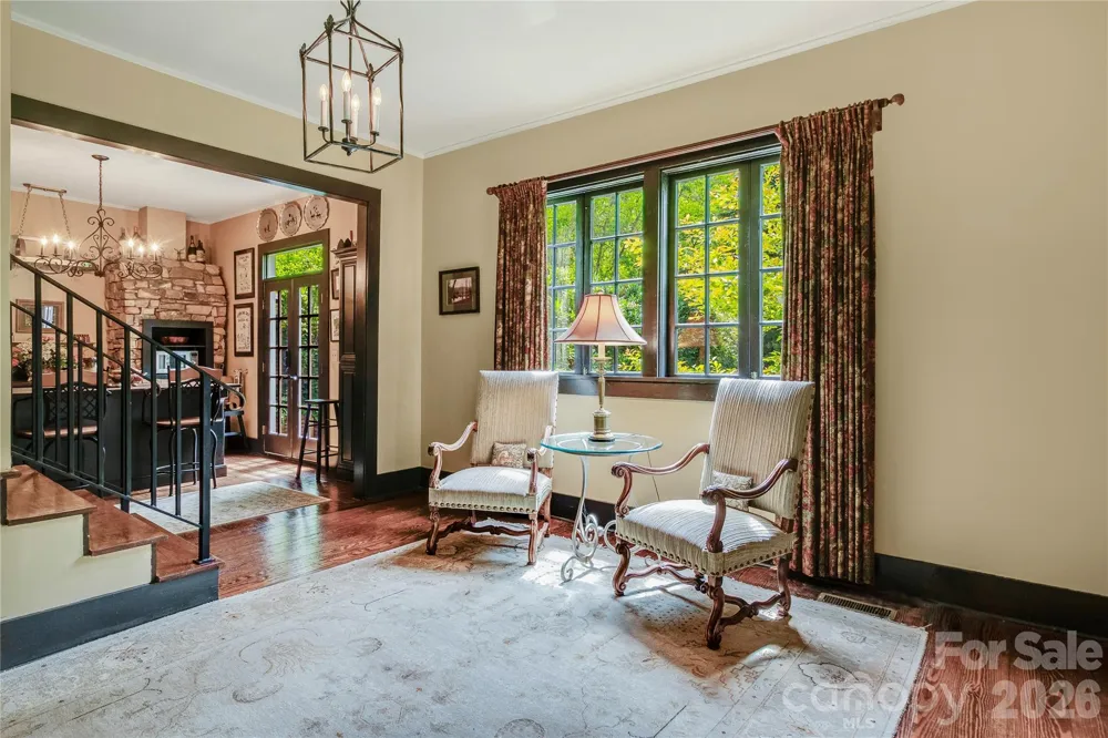 75 Charles Street Saluda, NC 28773