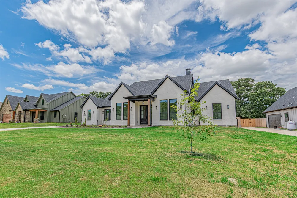 360 Dalton Road Canton, TX 75103