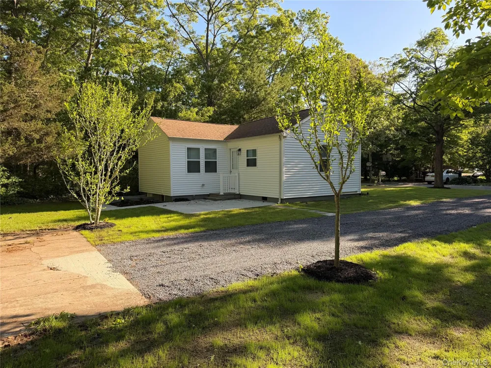 40 Fulton Avenue Mastic, NY 11950