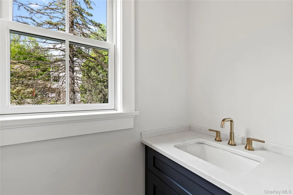 86 B Maple Avenue Rye, NY 10580