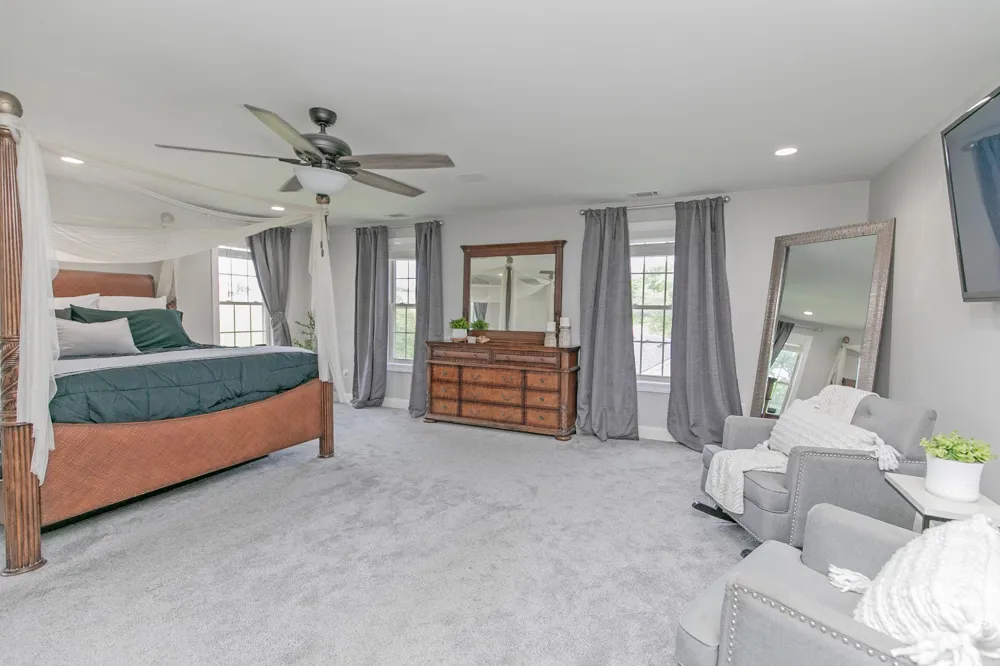 7144 Hall Rd Greenbrier, TN 37073