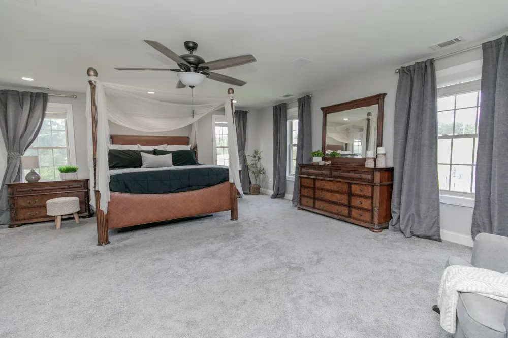 7144 Hall Rd Greenbrier, TN 37073