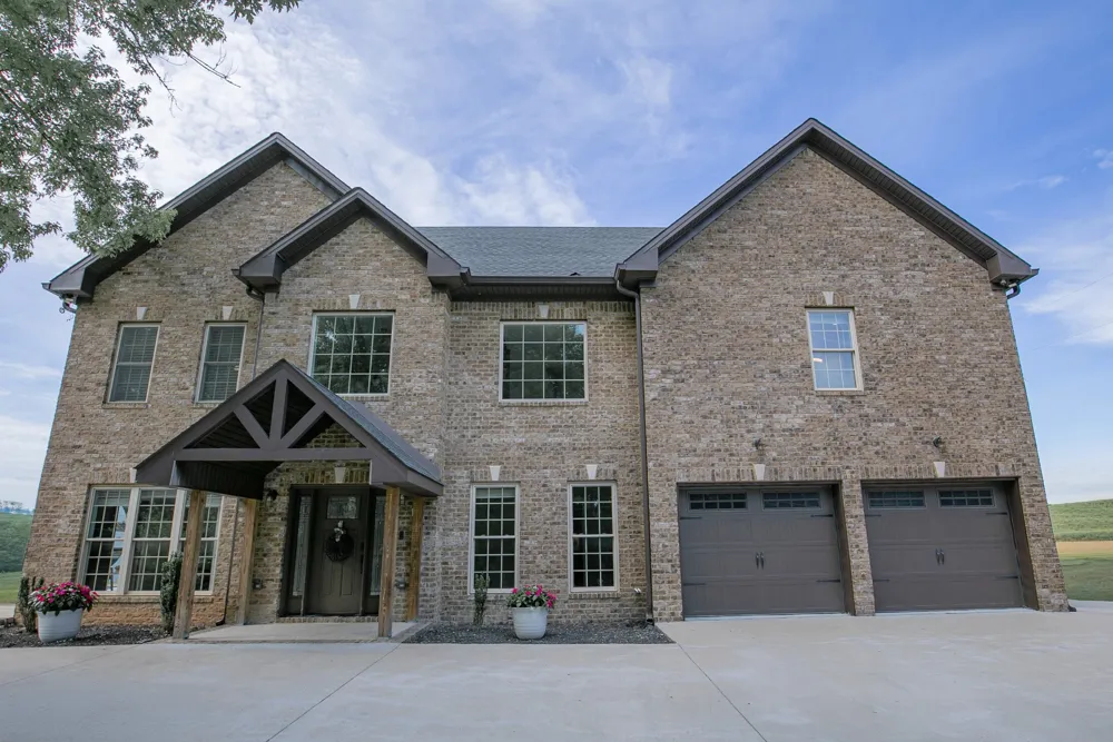 7144 Hall Rd Greenbrier, TN 37073