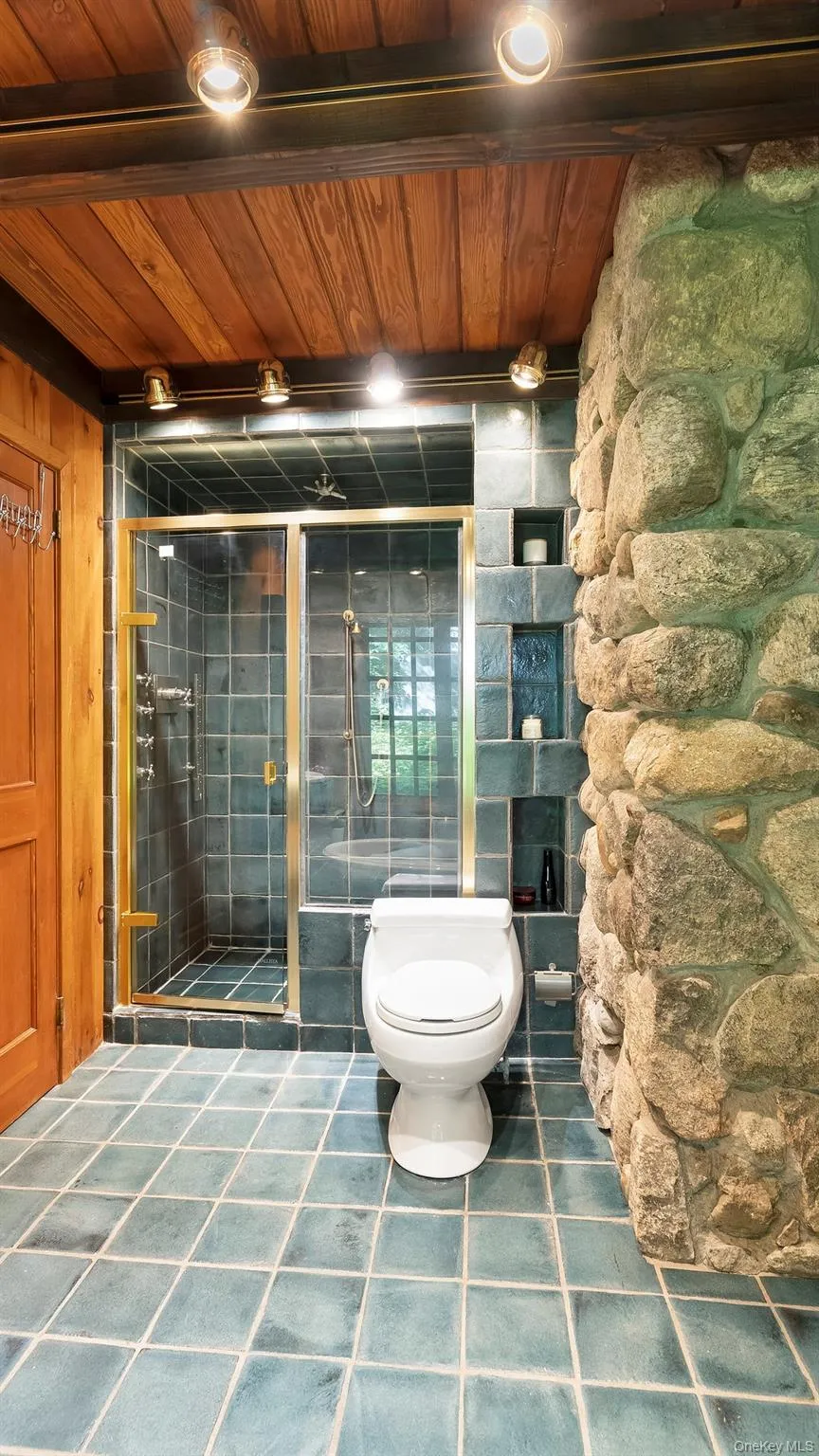 678 Golf Ridge Road Carmel, NY 10512