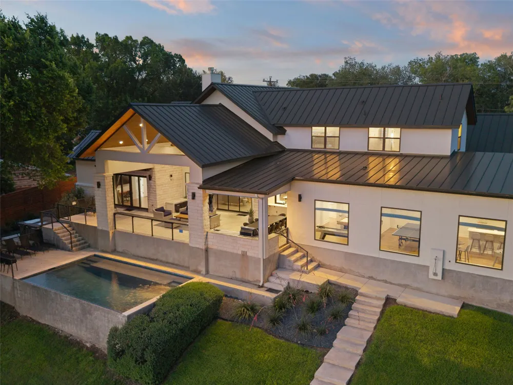 230 Turtle Lane Seguin, TX 78155