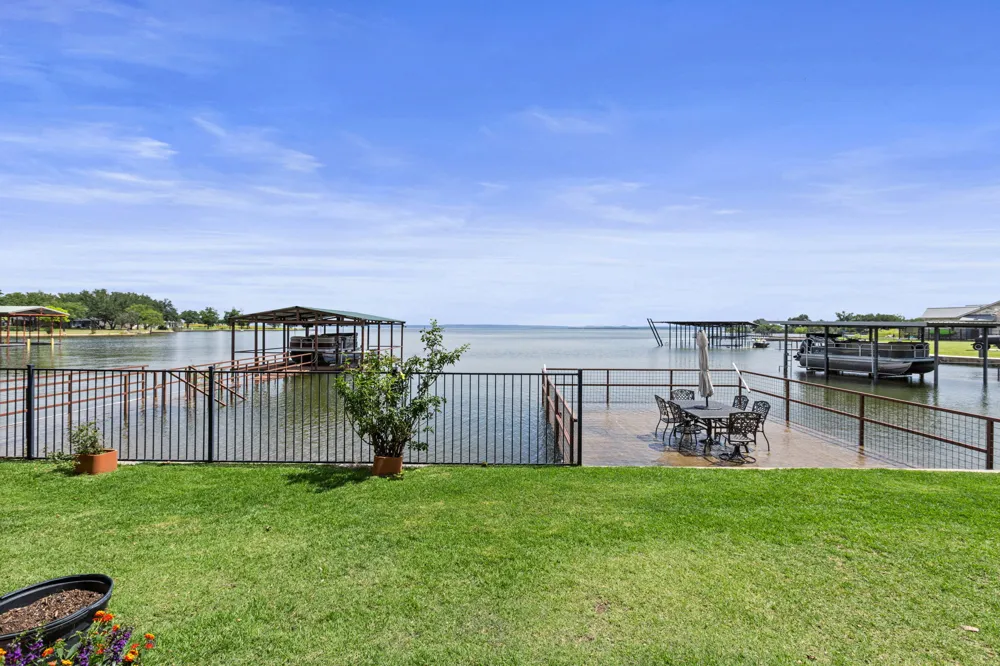 101 Palm Cove Buchanan Dam, TX 78609