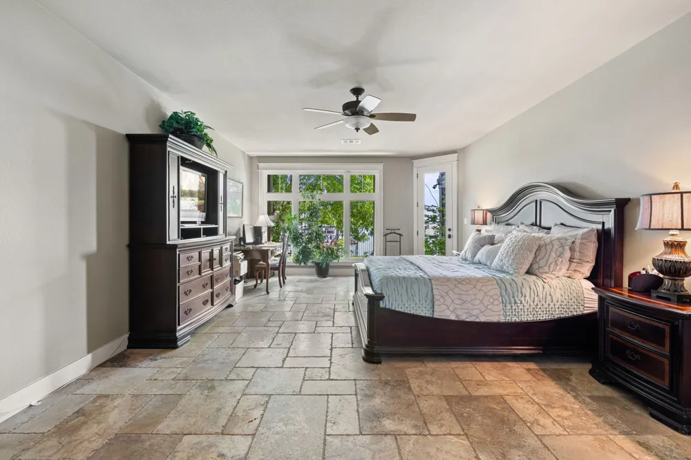 101 Palm Cove Buchanan Dam, TX 78609