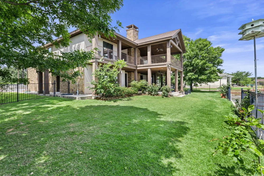 101 Palm Cove Buchanan Dam, TX 78609