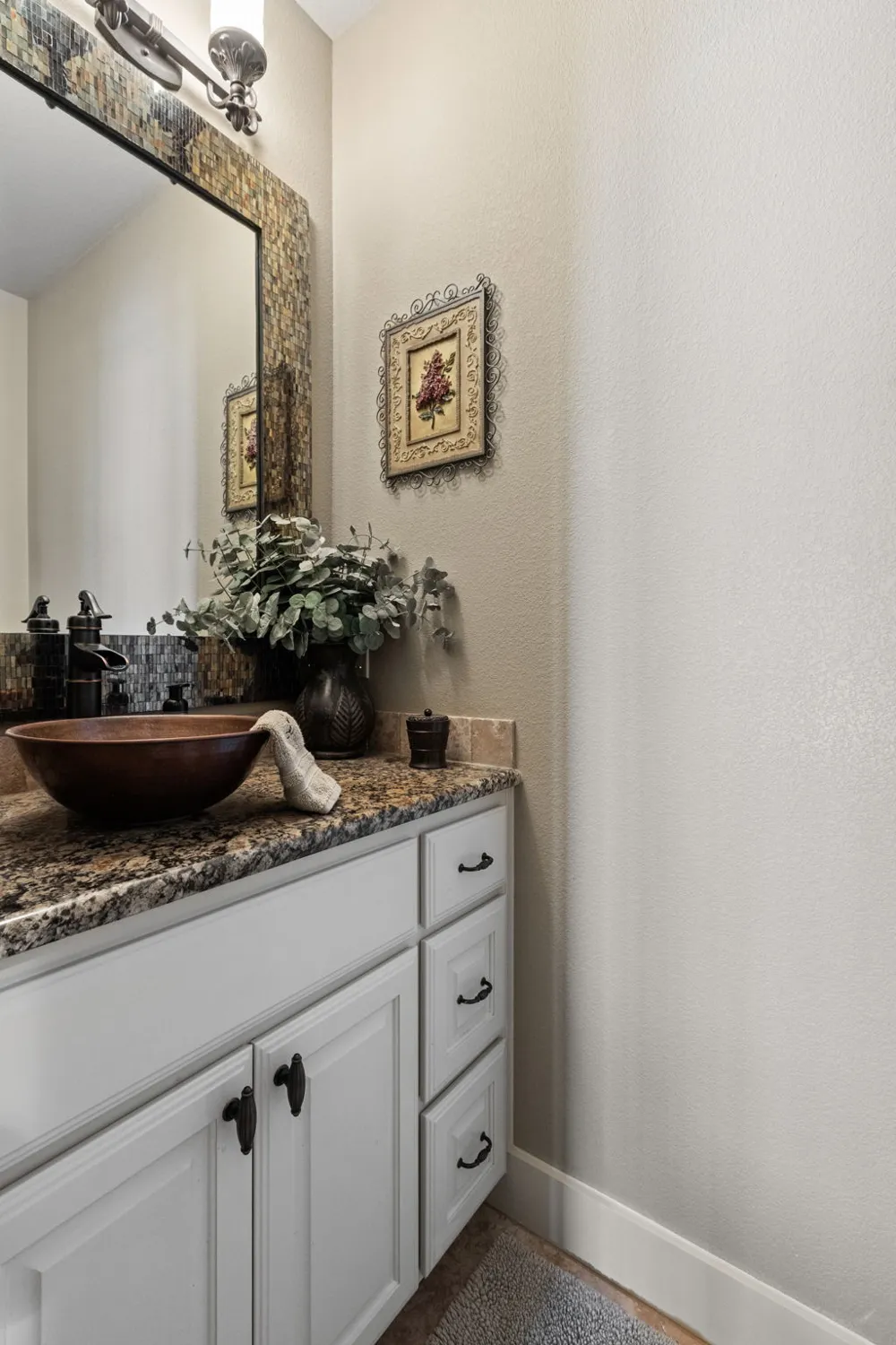 101 Palm Cove Buchanan Dam, TX 78609