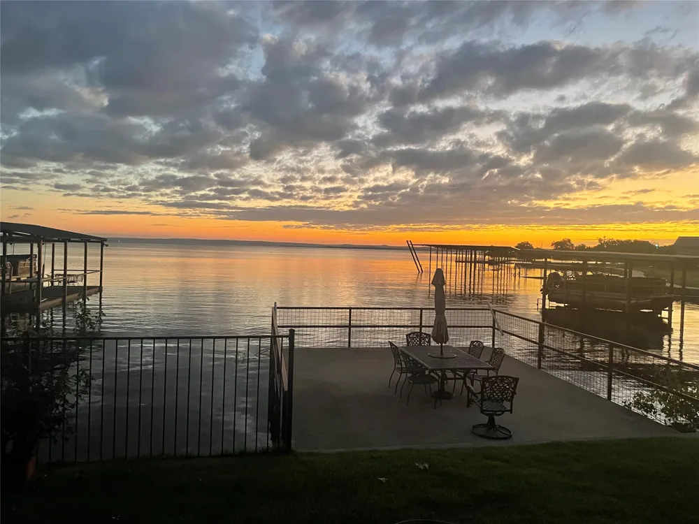 101 Palm Cove Buchanan Dam, TX 78609