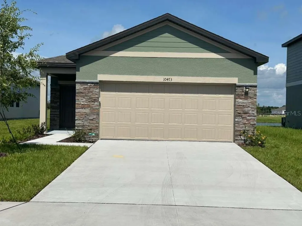 10473 CURVING CREEK LOOP Parrish, FL 34219