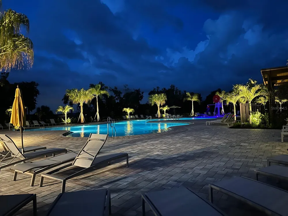 10473 CURVING CREEK LOOP Parrish, FL 34219