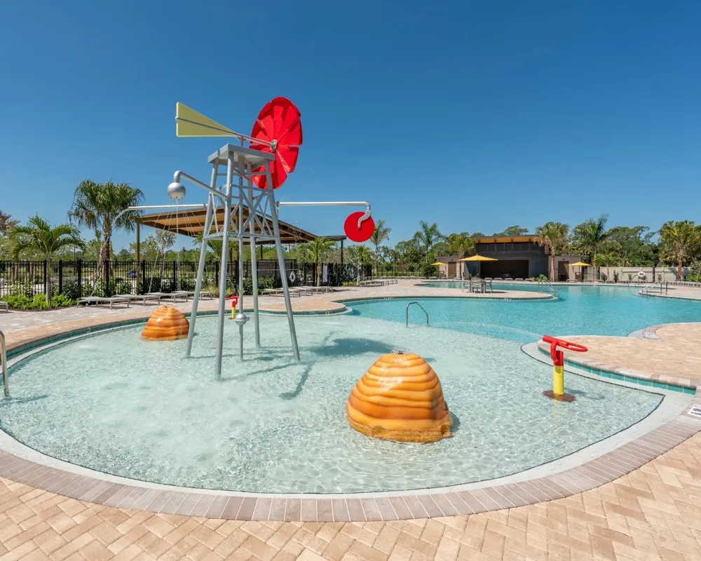 10473 CURVING CREEK LOOP Parrish, FL 34219