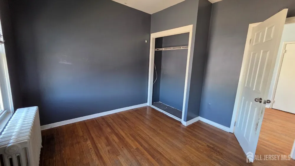 62 Georges Road New Brunswick, NJ 08901